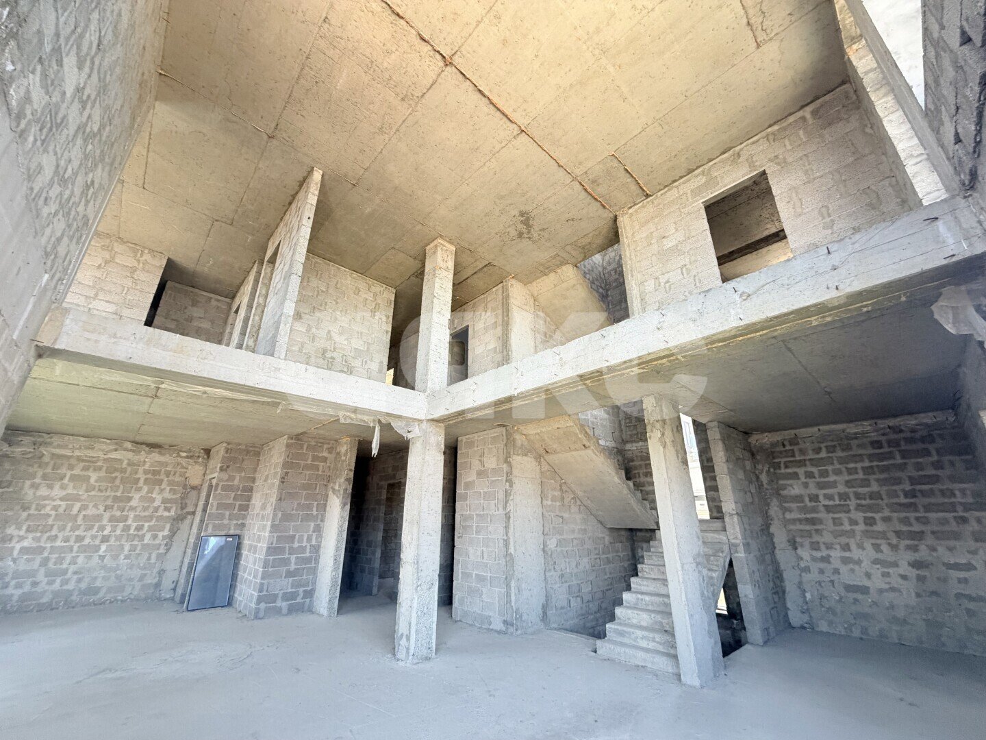 Фото №6: Дом 497&nbsp;м² + 10&nbsp;сот., 3&nbsp;эт. - Супсех, ул. Дизайнерская, 24