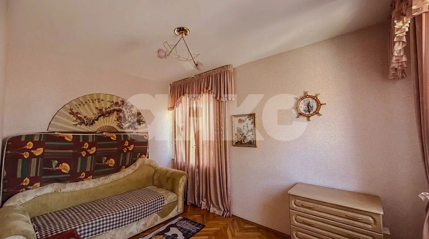 Фото №33: Дом 220&nbsp;м² + 3.5&nbsp;сот., 2&nbsp;эт. - Анапа, ул. Тургенева