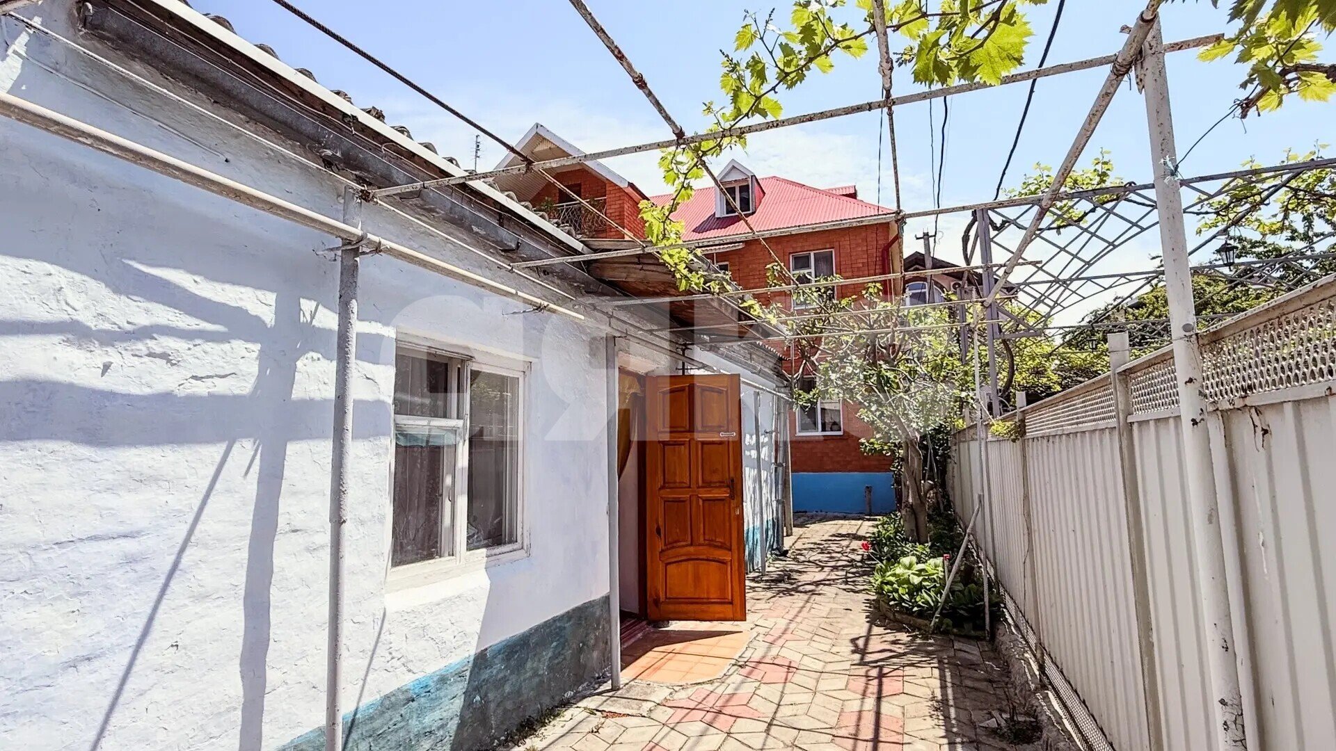 Фото №2: Дом 220&nbsp;м² + 3.5&nbsp;сот., 2&nbsp;эт. - Анапа, ул. Тургенева
