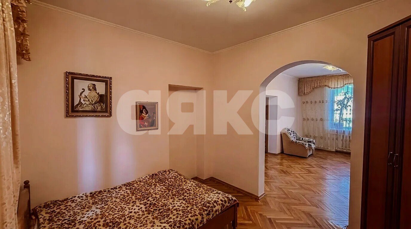 Фото №19: Дом 220&nbsp;м² + 3.5&nbsp;сот., 2&nbsp;эт. - Анапа, ул. Тургенева