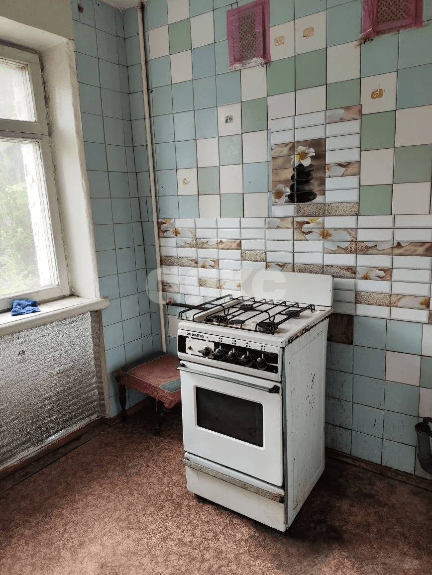Фото №6: 2-комнатная квартира 40&nbsp;м², 3/5&nbsp;эт. - Мелитополь, р. Микро, пр-кт 50-летия Победы, 44