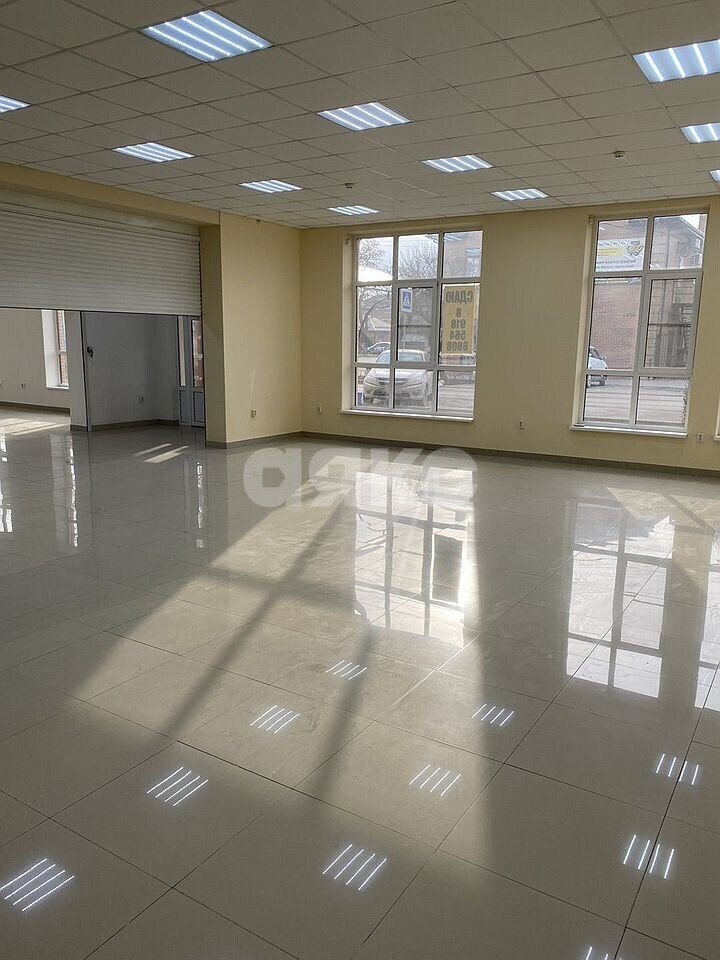 Фото №10: Коммерция 490&nbsp;м², 1/2&nbsp;эт. - Батайск, ул. Энгельса, 60