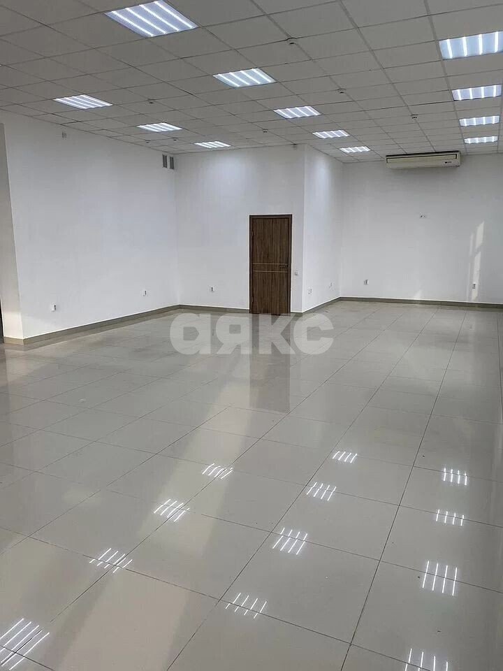 Фото №6: Коммерция 490&nbsp;м², 1/2&nbsp;эт. - Батайск, ул. Энгельса, 60