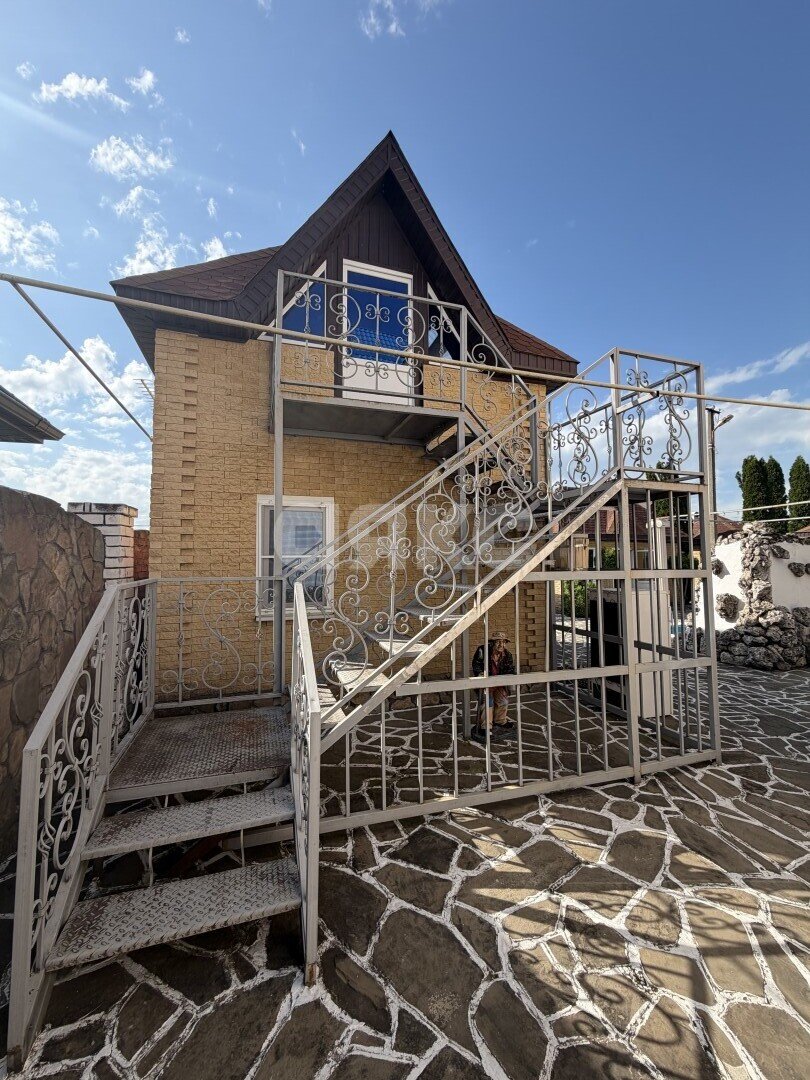Фото №20: Дом 180&nbsp;м² + 8&nbsp;сот., 2&nbsp;эт. - Гавердовский, пер. Клубный, 1В