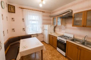 Фото №1: 3-комнатная квартира 72 м², 9/10 эт. - Луганск, мкр. Степной квартал, 13