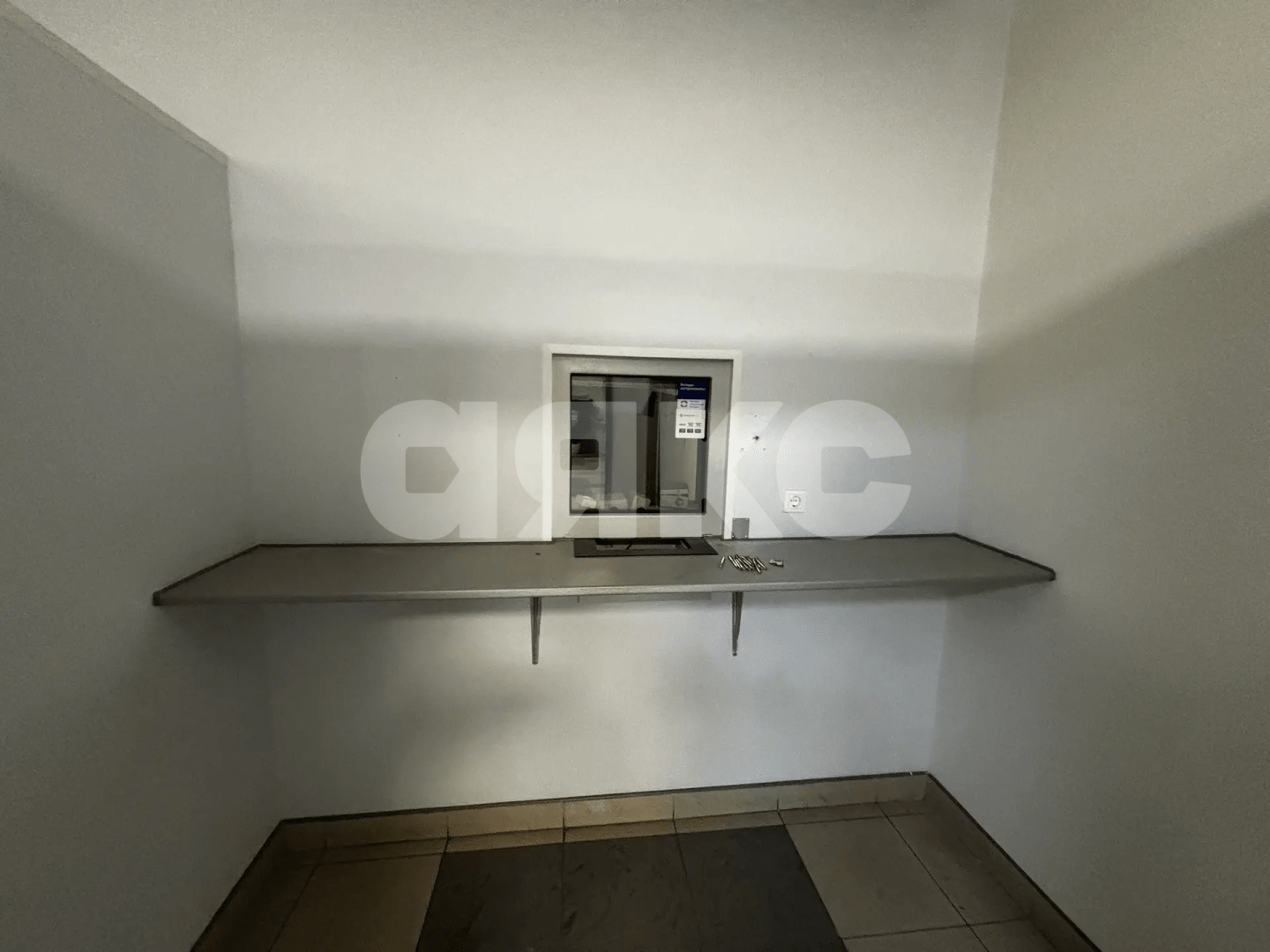 Фото №16: Коммерция 236&nbsp;м², 1/11&nbsp;эт. - Волгоград, Красноармейский, мкр. 613-й, пр-кт Героев Сталинграда, 40