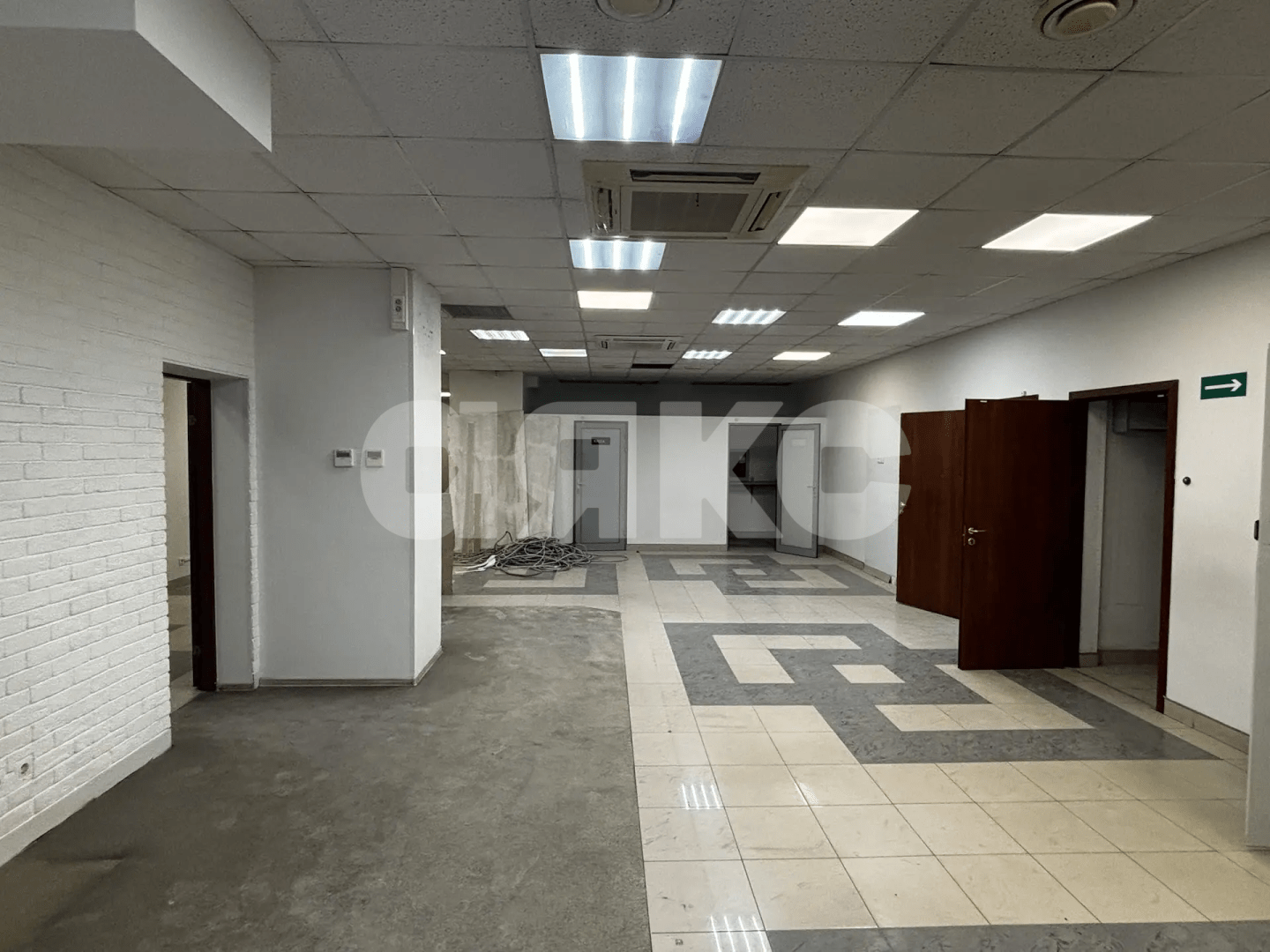 Фото №11: Коммерция 236&nbsp;м², 1/11&nbsp;эт. - Волгоград, Красноармейский, мкр. 613-й, пр-кт Героев Сталинграда, 40