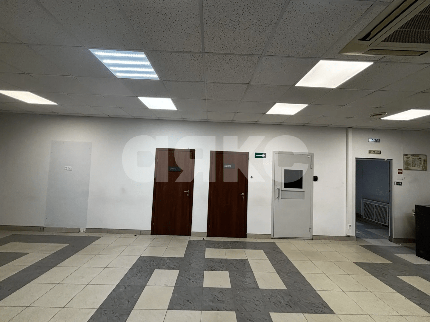 Фото №13: Коммерция 236&nbsp;м², 1/11&nbsp;эт. - Волгоград, Красноармейский, мкр. 613-й, пр-кт Героев Сталинграда, 40