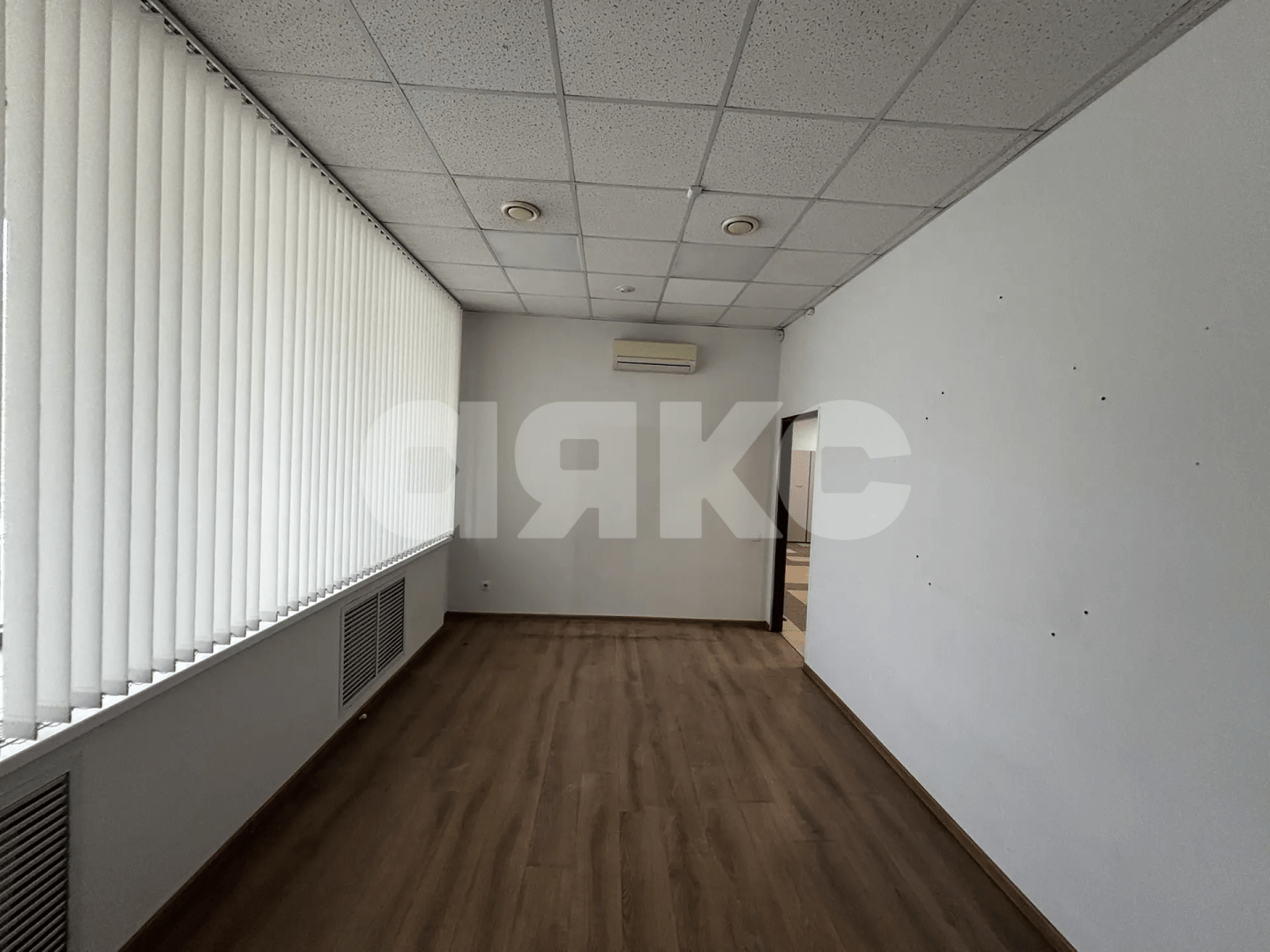 Фото №6: Коммерция 236&nbsp;м², 1/11&nbsp;эт. - Волгоград, Красноармейский, мкр. 613-й, пр-кт Героев Сталинграда, 40