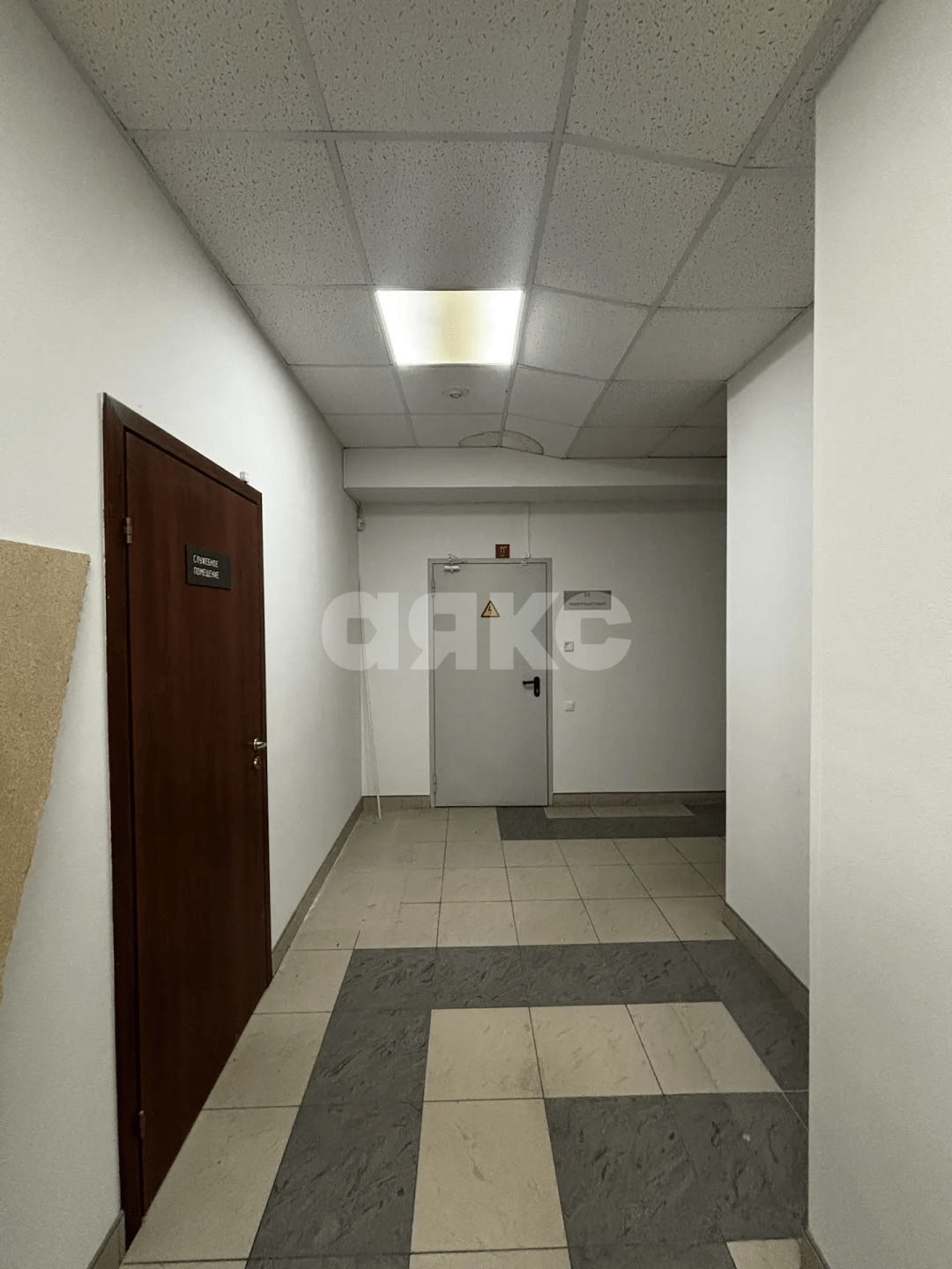 Фото №19: Коммерция 236&nbsp;м², 1/11&nbsp;эт. - Волгоград, Красноармейский, мкр. 613-й, пр-кт Героев Сталинграда, 40