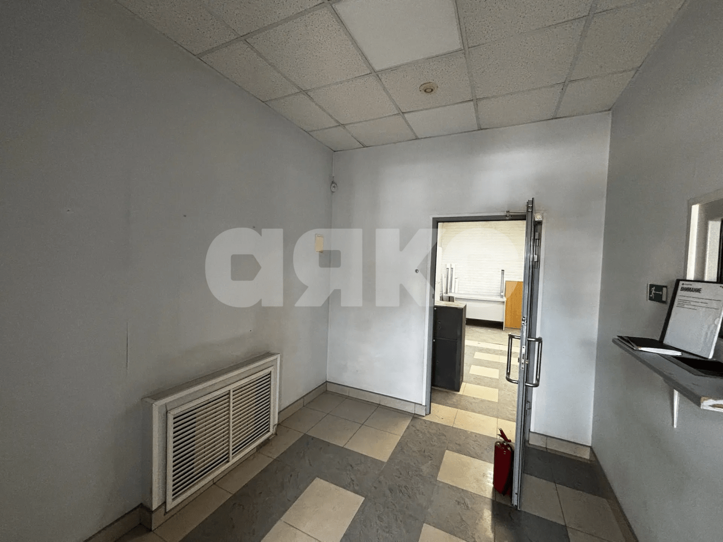 Фото №30: Коммерция 236&nbsp;м², 1/11&nbsp;эт. - Волгоград, Красноармейский, мкр. 613-й, пр-кт Героев Сталинграда, 40