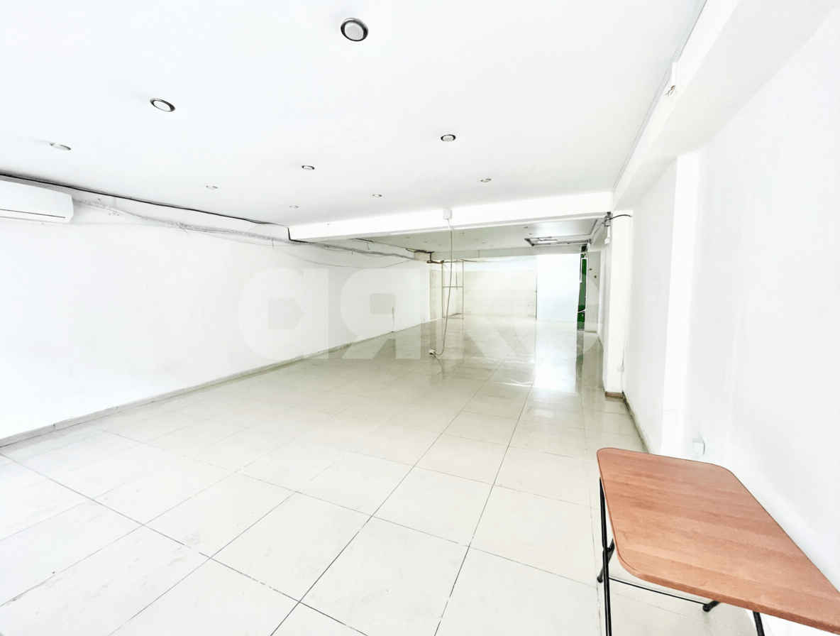 Фото №6: Коммерция 80&nbsp;м², 1/9&nbsp;эт. - Сочи, Центральный, мкр. Новый Сочи, ул. Клубничная, 76