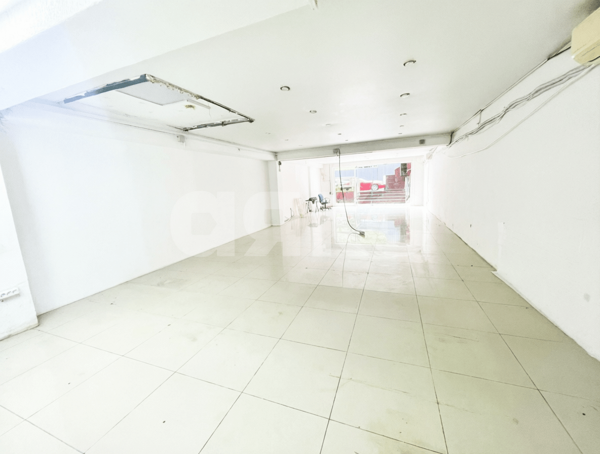 Фото №5: Коммерция 80&nbsp;м², 1/9&nbsp;эт. - Сочи, Центральный, мкр. Новый Сочи, ул. Клубничная, 76