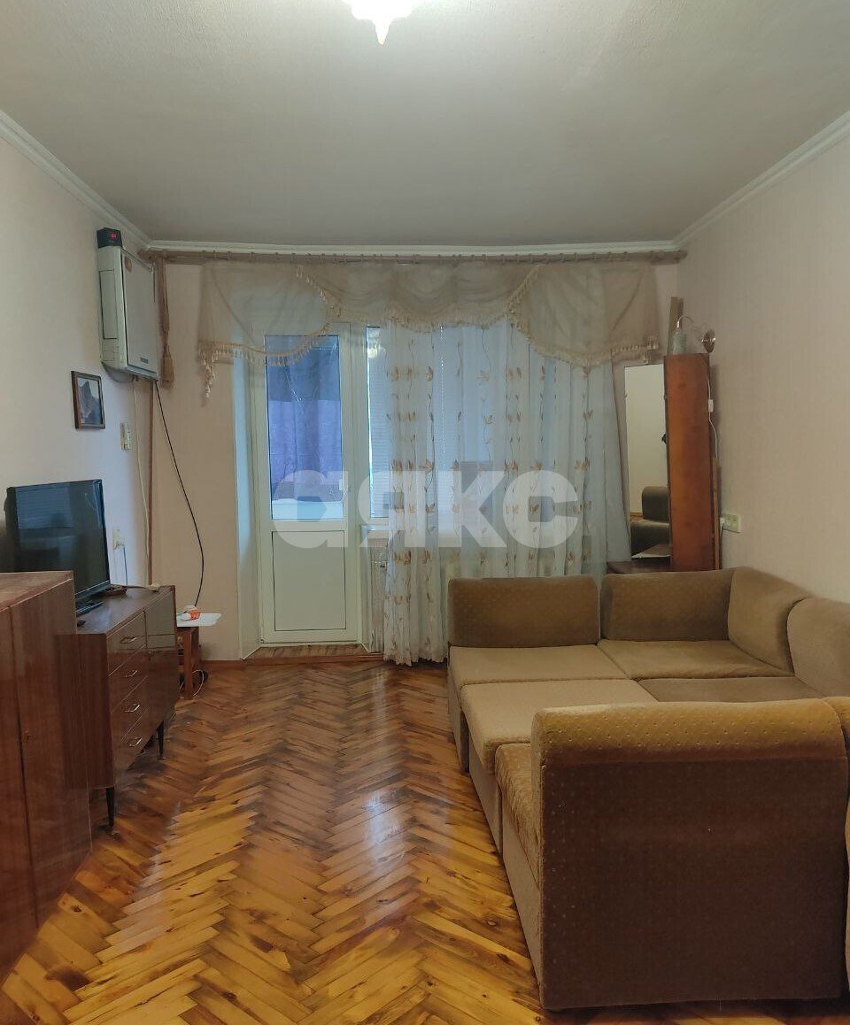Фото №7: 2-комнатная квартира 42&nbsp;м², 5/5&nbsp;эт. - Мелитополь, р. Микро, пр-кт 50-летия Победы, 46