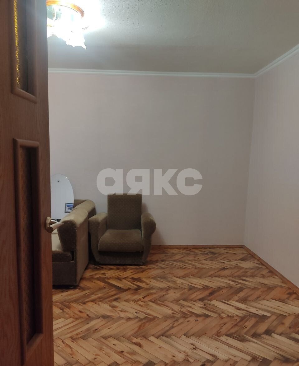 Фото №3: 2-комнатная квартира 42&nbsp;м², 5/5&nbsp;эт. - Мелитополь, р. Микро, пр-кт 50-летия Победы, 46