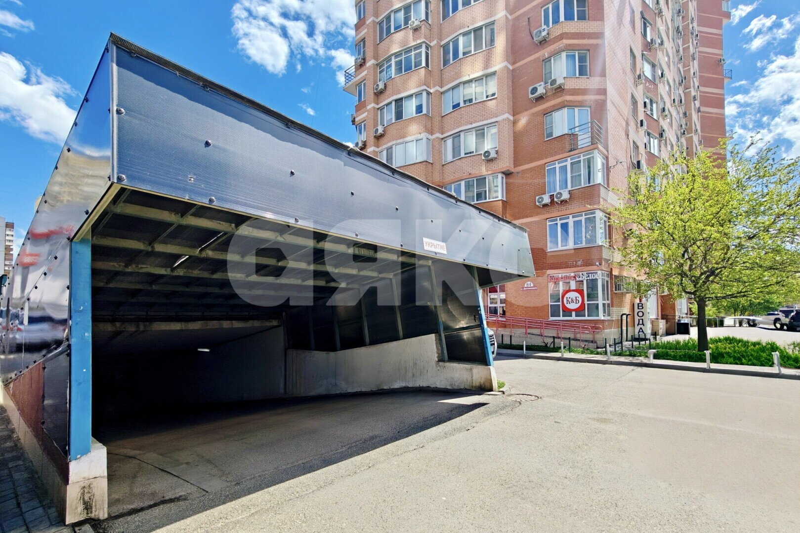 Фото №2: Гараж 20&nbsp;м² - Краснодар, Прикубанский внутригородской округ, 40 лет Победы, мкр. жилой комплекс Достоевский, ул. Достоевского, 84/1