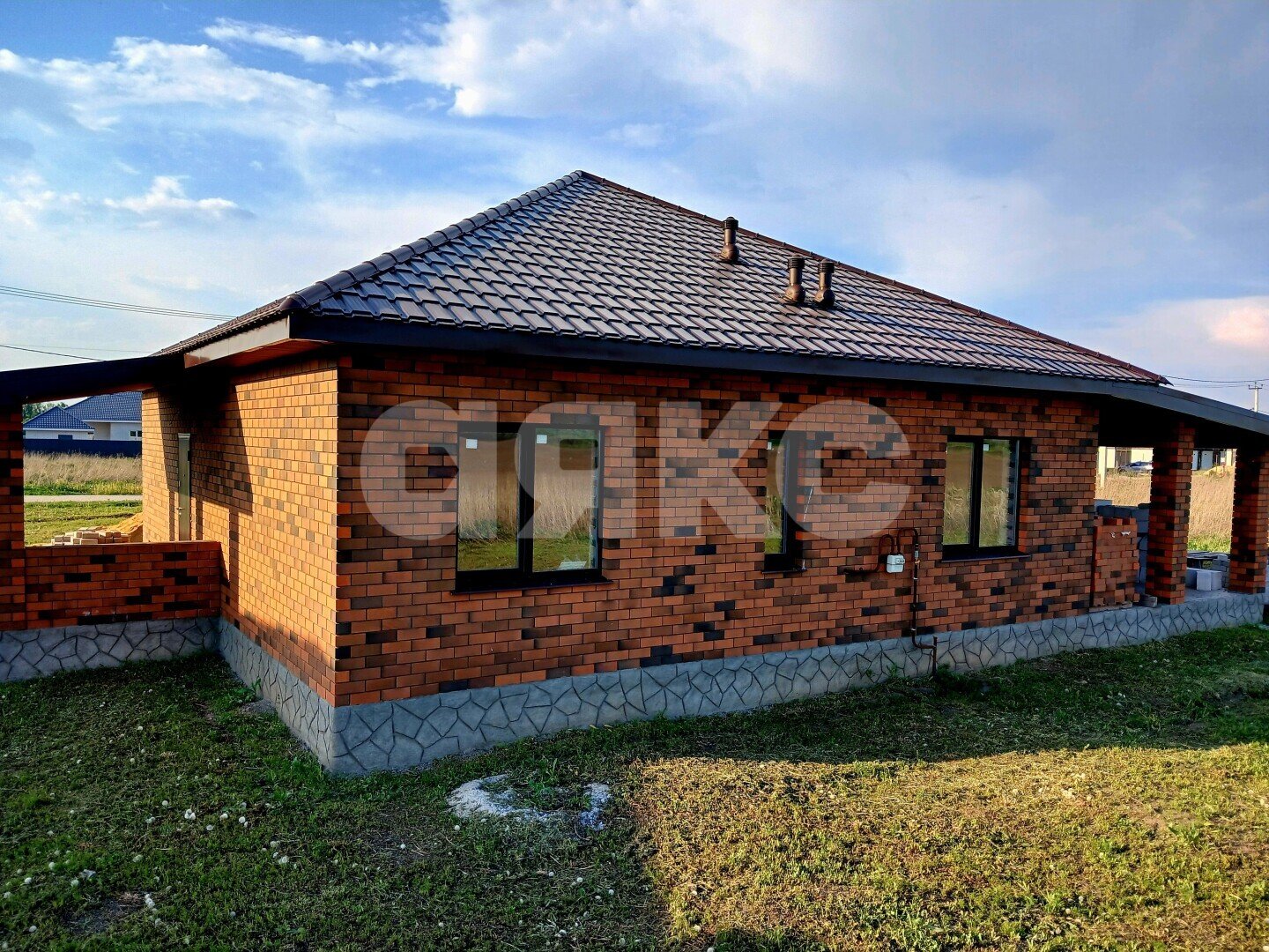 Фото №3: Дом 170&nbsp;м² + 15&nbsp;сот., 1&nbsp;эт. - Троицкое, ул. Народная, 39