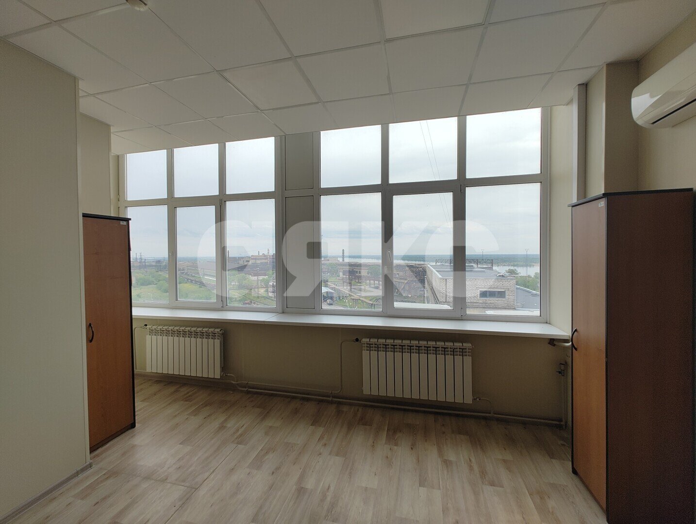 Фото №25: Коммерция 665&nbsp;м², 5/8&nbsp;эт. - Волгоград, р. Краснооктябрьский, пр-кт имени В.И. Ленина, 88
