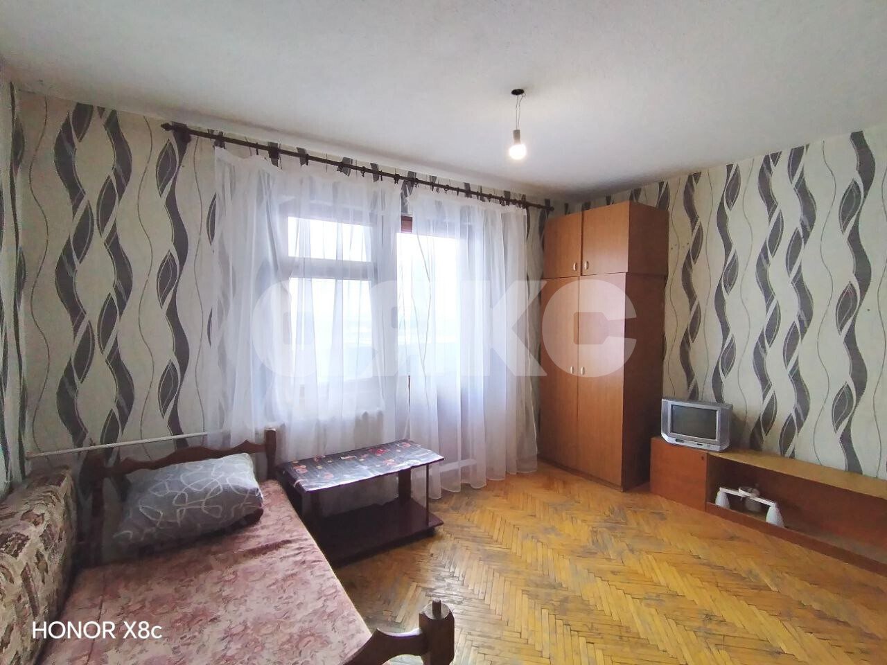 Фото №1: 1-комнатная квартира 43&nbsp;м², 8/9&nbsp;эт. - Волгоград, Советский, п. территория Рабочий  Горьковский, ул. Волгоградская, 1/8