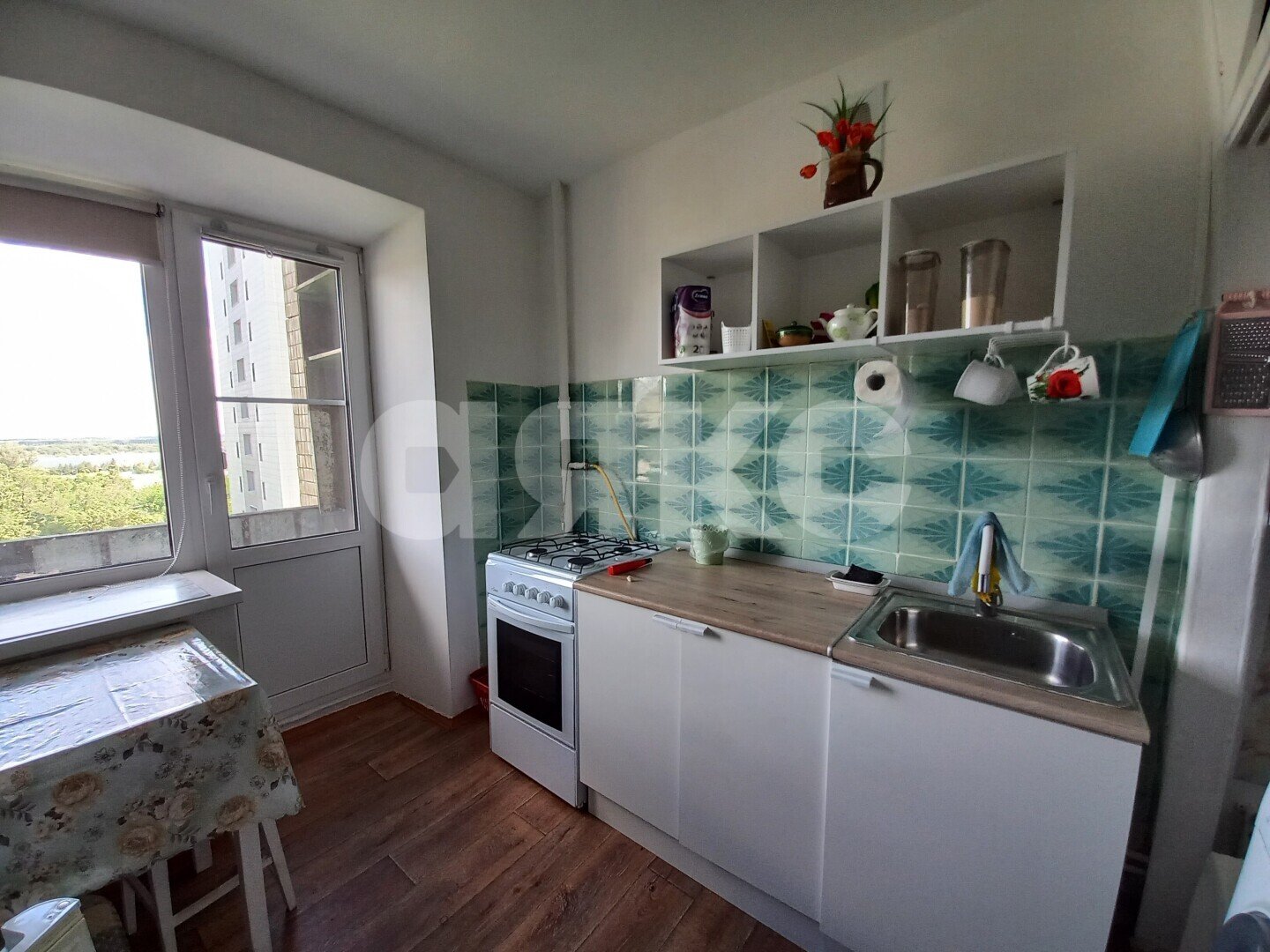 Фото №4: 3-комнатная квартира 56&nbsp;м², 6/12&nbsp;эт. - Волгоград, р. Центральный, пр-кт имени В.И. Ленина, 56
