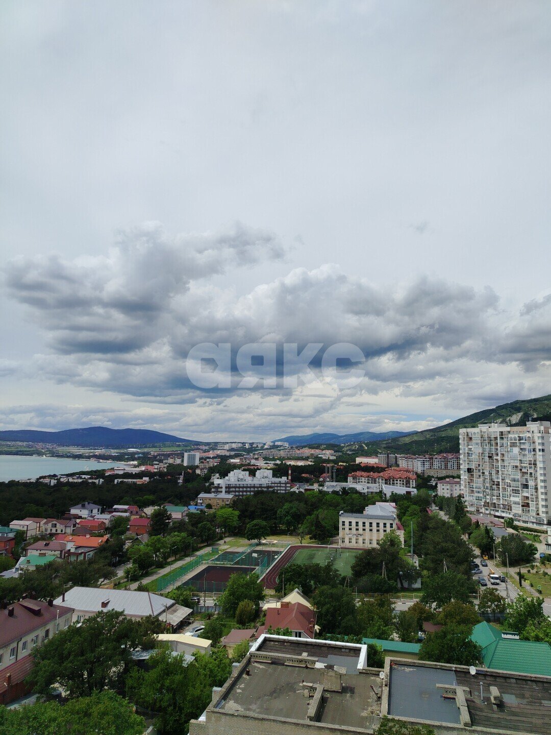 Фото №4: 2-комнатная квартира 50&nbsp;м², 12/12&nbsp;эт. - Геленджик, мкр. жилой комплекс Панорама, ул. Халтурина, 30лит2