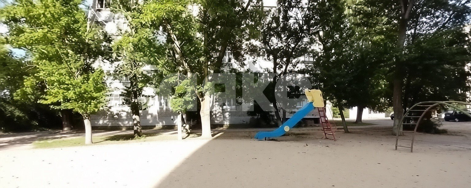 Фото №10: 1-комнатная квартира 32&nbsp;м², 9/9&nbsp;эт. - Волгоград, Дзержинский, мкр. Жилгородок, ул. Краснополянская, 70
