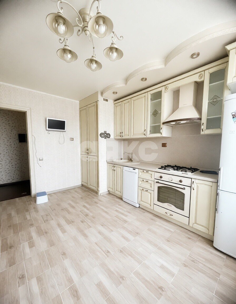 Фото №1: 3-комнатная квартира 64&nbsp;м², 6/9&nbsp;эт. - Батайск, ул. Гайдара, 35/141