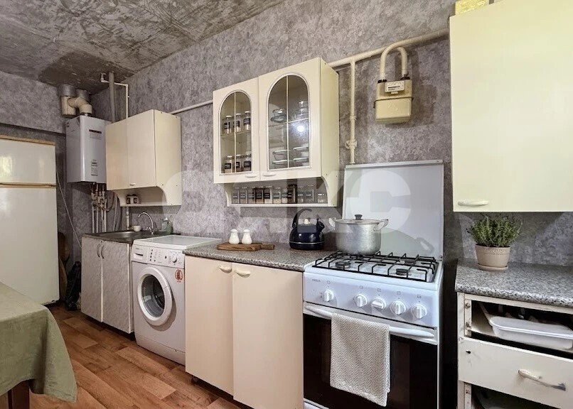 Фото №1: 3-комнатная квартира 65&nbsp;м², 1/2&nbsp;эт. - Батайск, мкр. квартал Залесье, ул. Залесье, 5