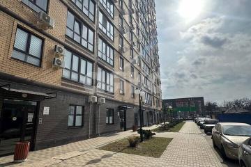Фото №1: 2-комнатная квартира 53&nbsp;м², 14/21&nbsp;эт. - Ростов-на-Дону, мкр. квартал Автосборочный, ул. Тибетская, 1Бс1