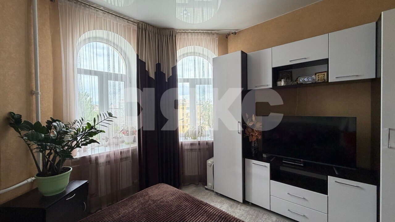 Фото №1: Комната 32&nbsp;м², 5/5&nbsp;эт. - Волгоград, р. Тракторозаводский, ул. Дзержинского, 15