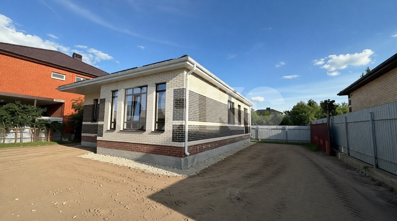 Фото №2: Дом 110&nbsp;м² + 4&nbsp;сот., 1&nbsp;эт. - Батайск, ул. Гайдаш