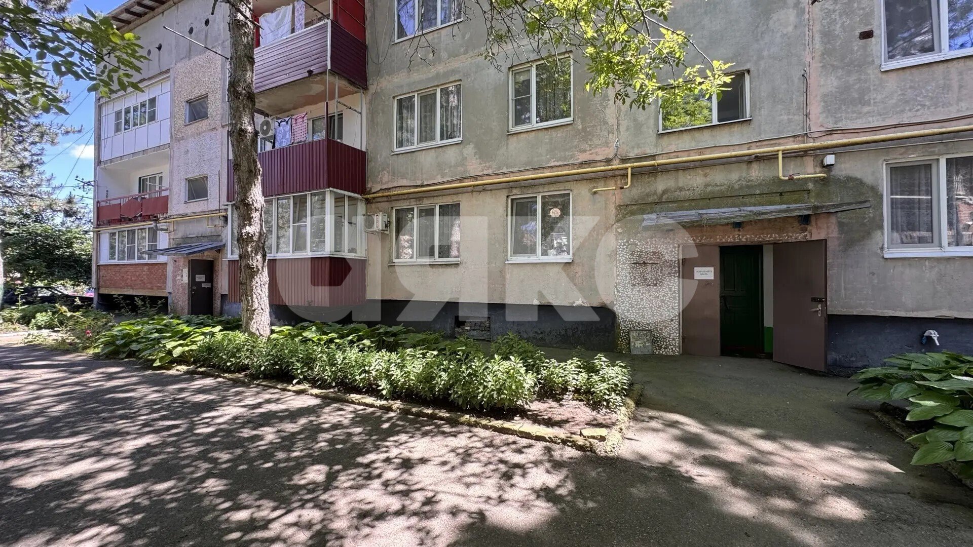 Фото №1: 4-комнатная квартира 79&nbsp;м², 1/3&nbsp;эт. - Кореновск, ул. Центральная, 6