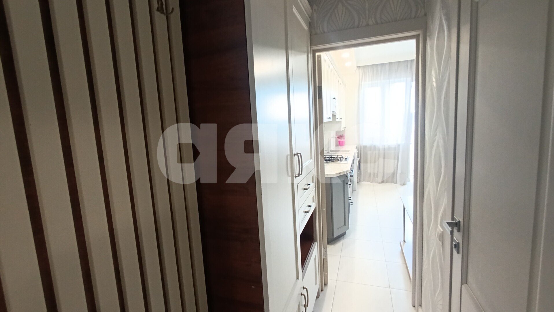 Фото №9: 2-комнатная квартира 57&nbsp;м², 2/4&nbsp;эт. - Горячий Ключ, мкр. Администрация, ул. Ярославского, 50