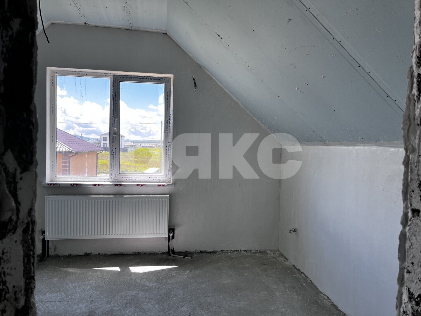 Фото №25: Дом 84&nbsp;м² + 3.5&nbsp;сот., 2&nbsp;эт. - Семигорский, ул. Маршала Гречко