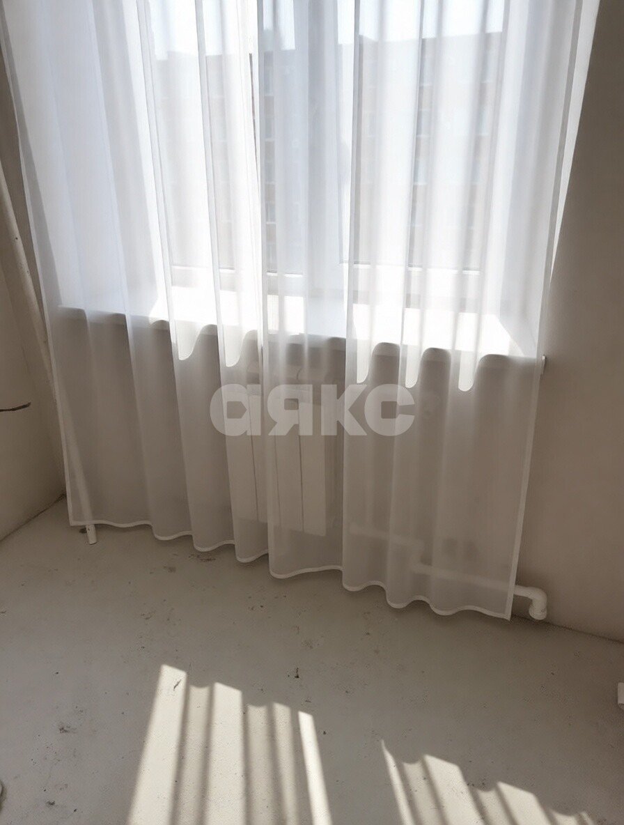 Фото №1: 1-комнатная квартира 28&nbsp;м², 4/5&nbsp;эт. - Майкоп, мкр. квартал Кужорский переезд, ул. Кужорская, 102