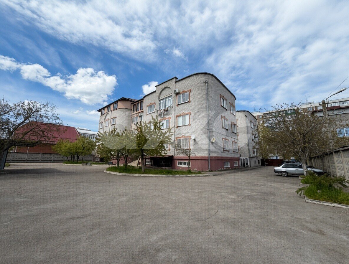 Фото №5: 2-комнатная квартира 73&nbsp;м², 4/4&nbsp;эт. - Майкоп, мкр. квартал Черёмушки, ул. 12 Марта, 161А