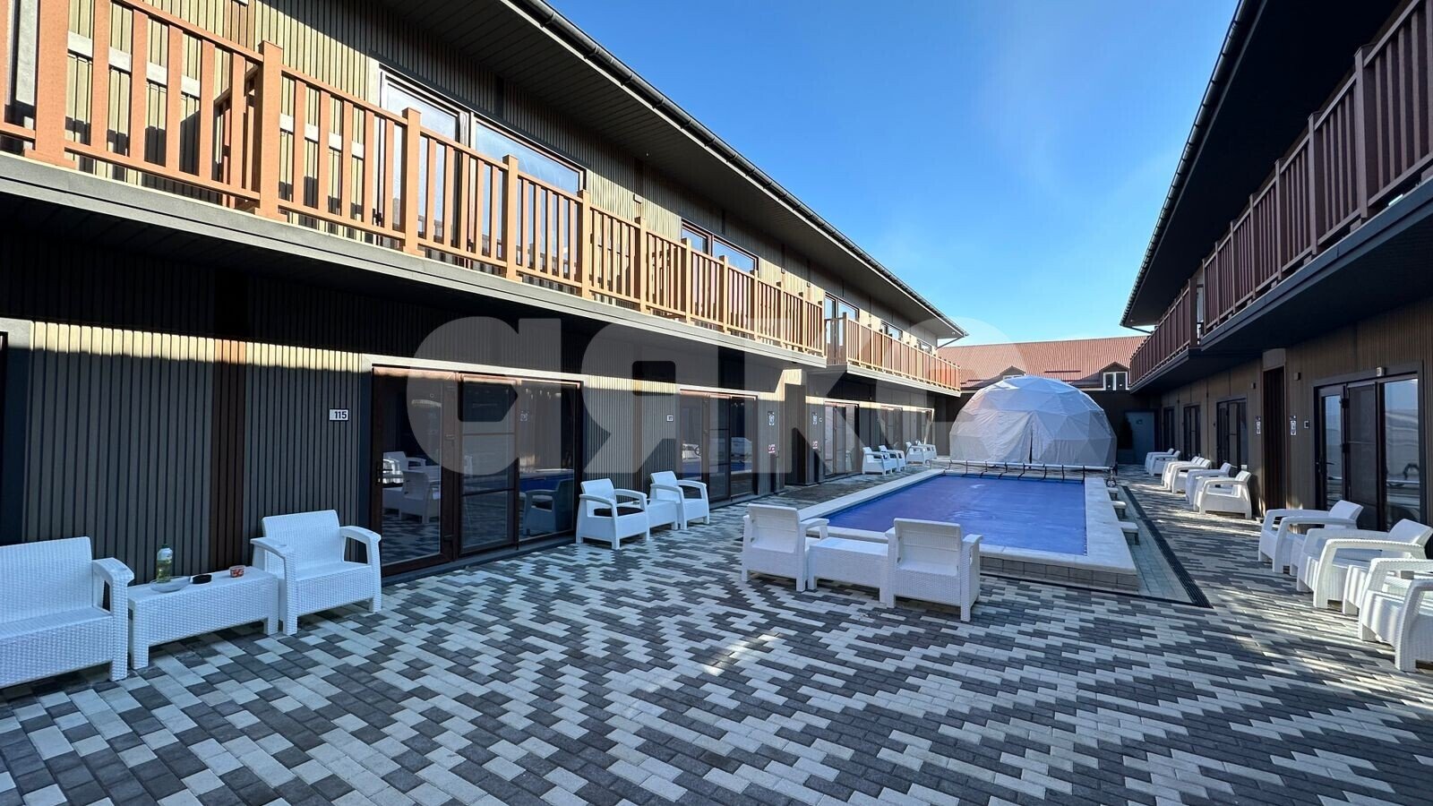 Фото №4: Коммерция 1500&nbsp;м², 1/2&nbsp;эт. - Голубицкая, ул. Курортная, 75Б