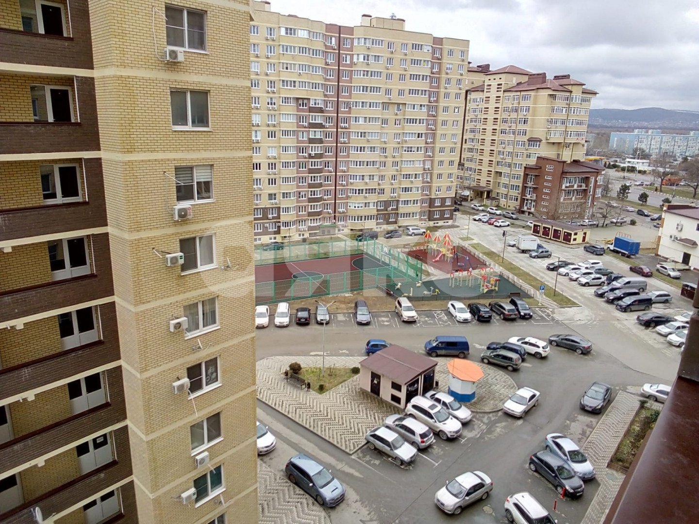 Фото №11: 1-комнатная квартира 46&nbsp;м², 8/13&nbsp;эт. - Анапа, ЖК Лазурный, мкр. Алексеевка, ул. Лазурная, 10к1