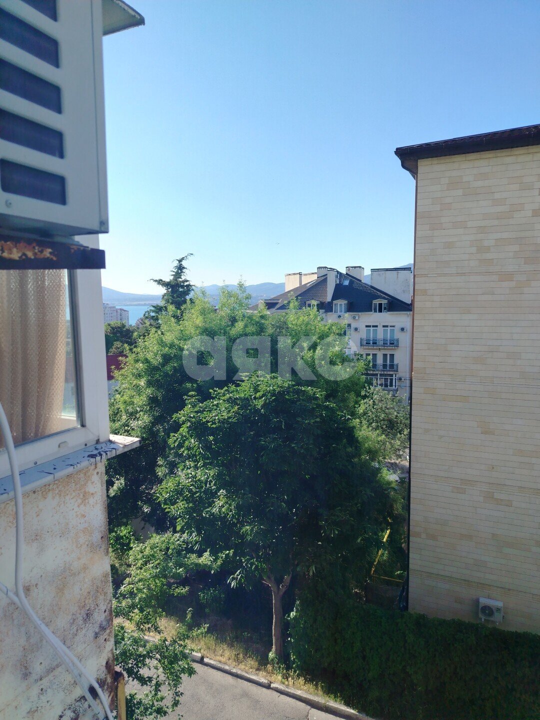 Фото №4: 3-комнатная квартира 61&nbsp;м², 3/5&nbsp;эт. - Геленджик, ул. Орджоникидзе, 5Б