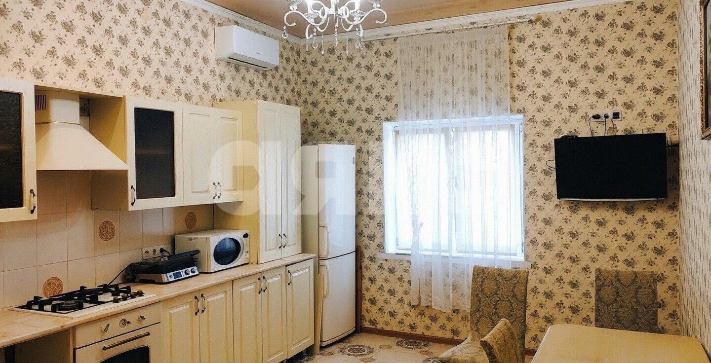 Фото №1: Дом 100&nbsp;м² + 6&nbsp;сот., 1&nbsp;эт. - Майкоп, мкр. квартал Дубзавод, ул. Тургенева, 80