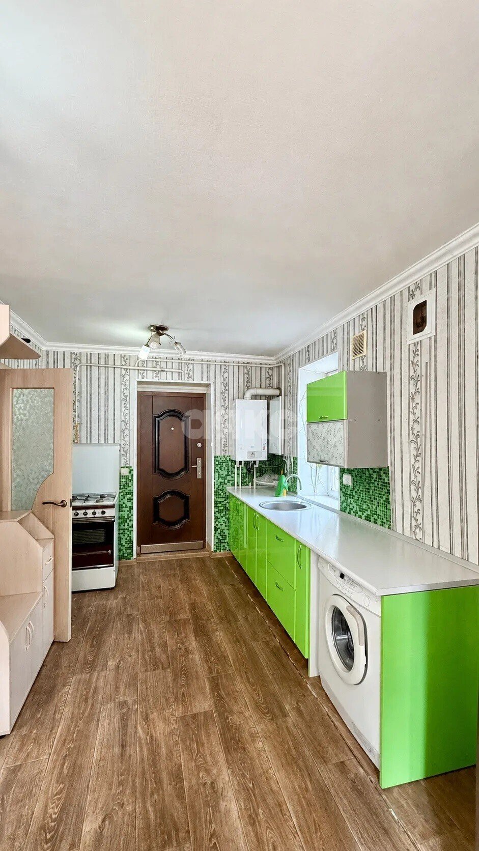 Фото №1: Часть дома 34&nbsp;м² + 1&nbsp;сот., 2&nbsp;эт. - Армавир, ул. Энгельса, 96