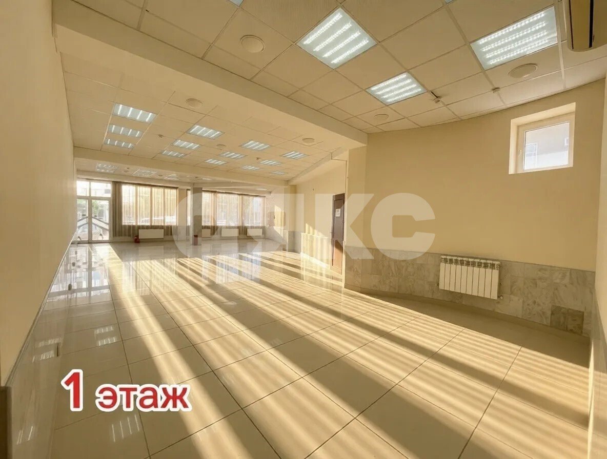 Фото №2: Коммерция 130&nbsp;м², 1/3&nbsp;эт. - Майкоп, мкр. квартал Черёмушки, ул. Депутатская, 15