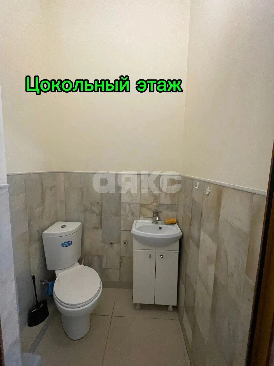 Фото №11: Коммерция 130&nbsp;м², 1/3&nbsp;эт. - Майкоп, мкр. квартал Черёмушки, ул. Депутатская, 15