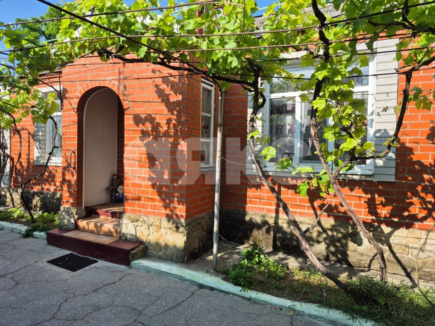 Фото №2: Дом 85&nbsp;м² + 13.65&nbsp;сот., 2&nbsp;эт. - Анапа, мкр. Алексеевка, ул. Ленинградская