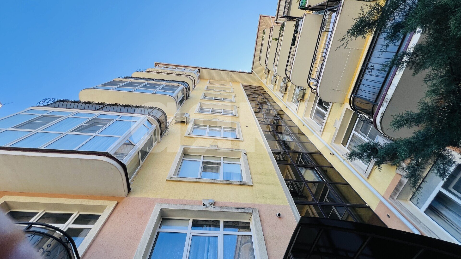 Фото №12: 1-комнатная квартира 35&nbsp;м², 4/8&nbsp;эт. - Орёл-Изумруд, Адлерский, мкр. ЖК Голден Сити, ул. Петрозаводская, 26/3