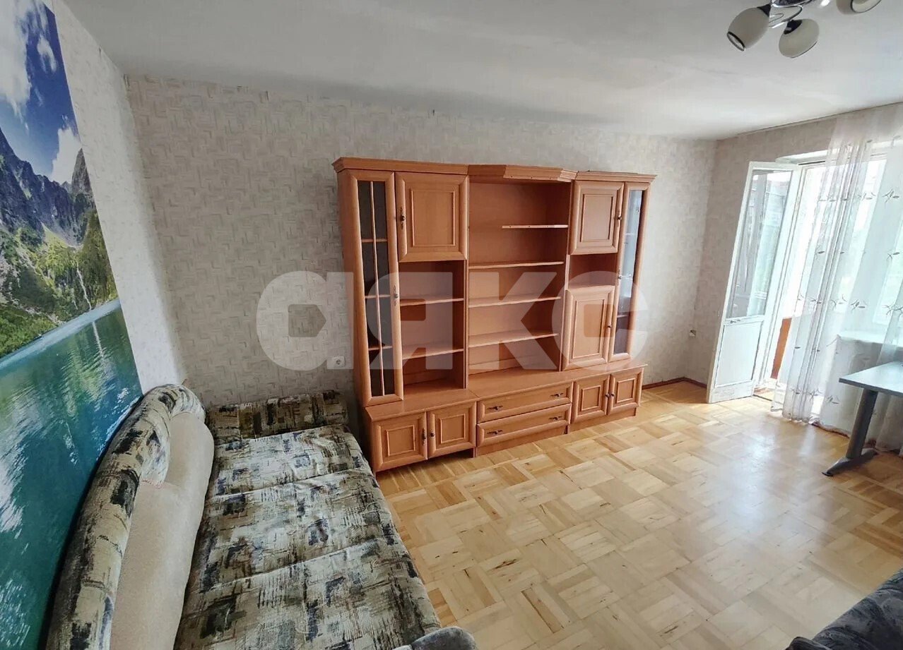 Фото №1: 2-комнатная квартира 52&nbsp;м², 3/5&nbsp;эт. - Горячий Ключ, мкр. Администрация, ул. Революции, 3