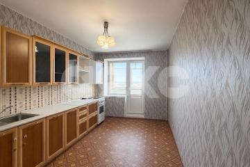 Фото №1: 1-комнатная квартира 45 м², 9/14 эт. - Волгоград, п. Ангарский, ул. Маршала Рыбалко, 16