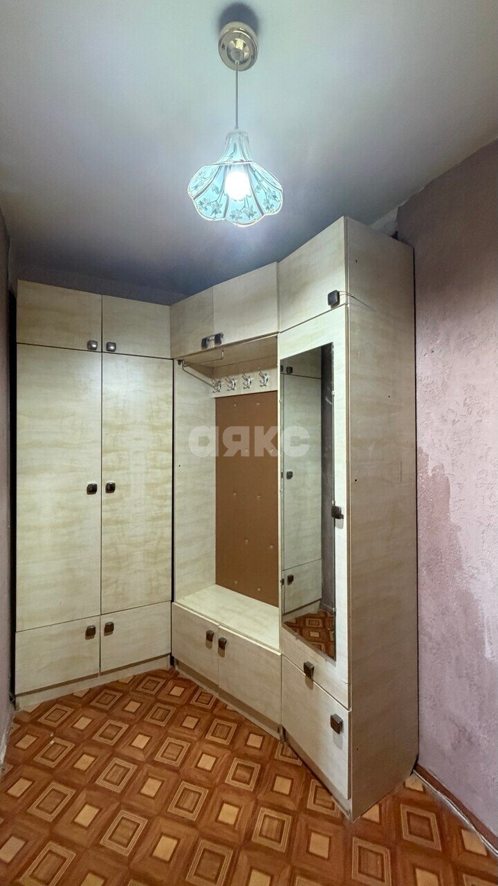 Фото №5: 1-комнатная квартира 45&nbsp;м², 9/14&nbsp;эт. - Волгоград, Дзержинский, 130-й, п. Ангарский, ул. Маршала Рыбалко, 16
