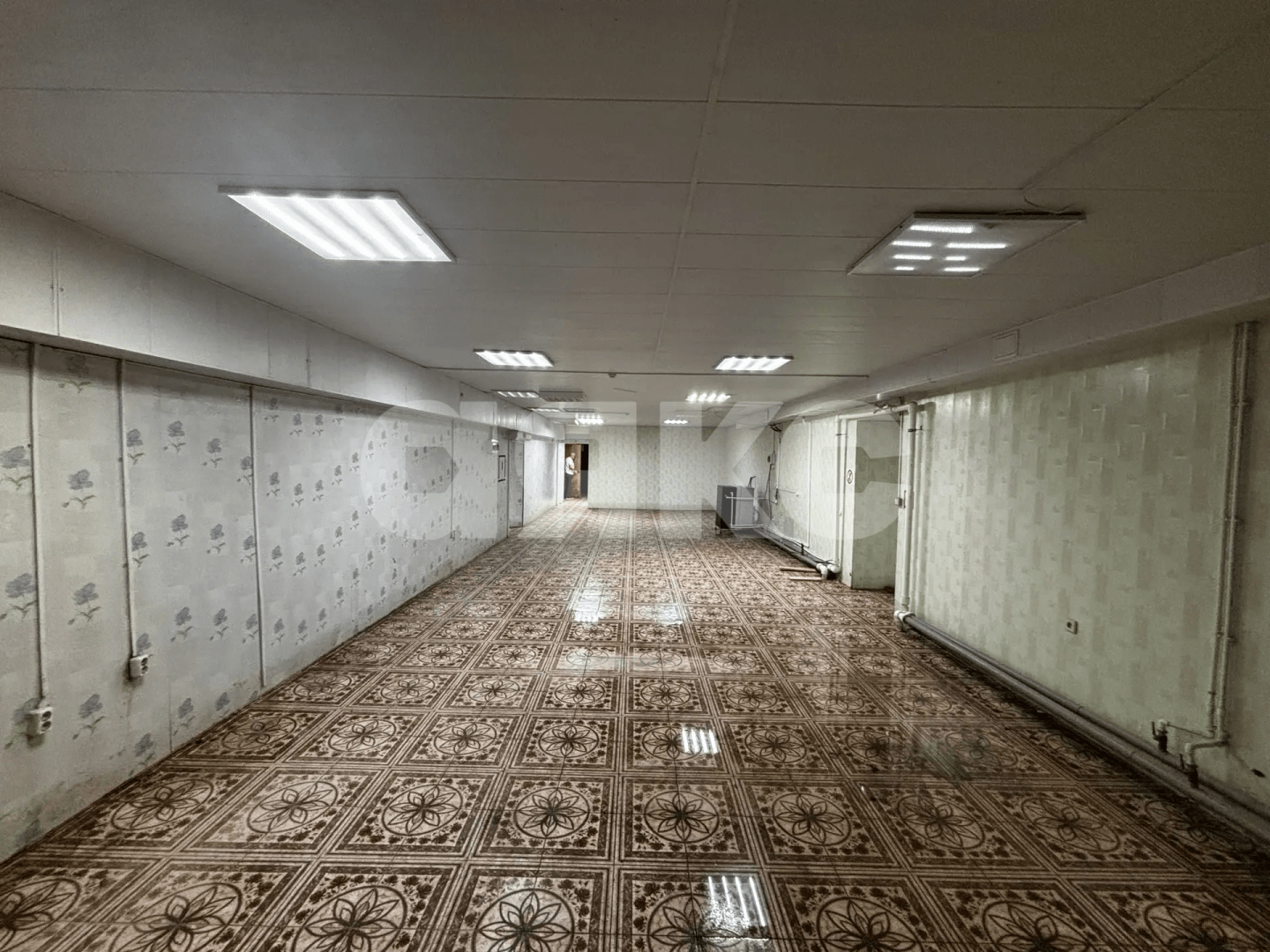 Фото №20: Торговое помещение 540&nbsp;м², -1/5&nbsp;эт. - Волгоград, Кировский, мкр. Развилка, ул. Кирова, 145