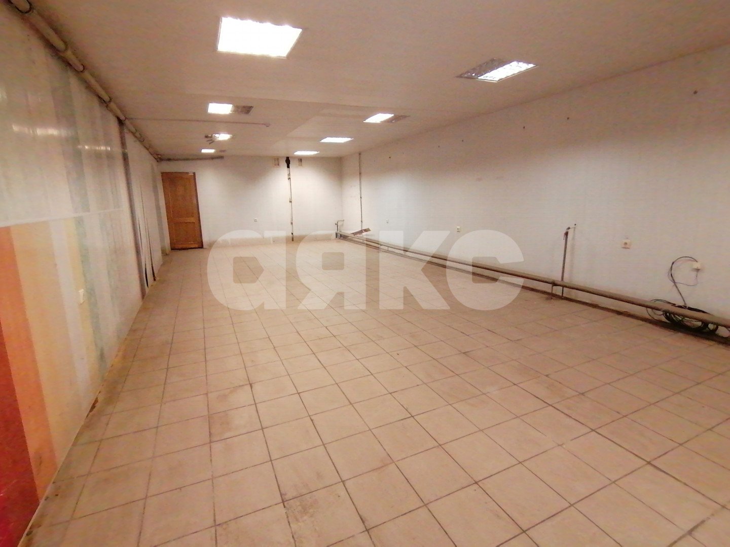 Фото №3: Торговое помещение 540&nbsp;м², -1/5&nbsp;эт. - Волгоград, Кировский, мкр. Развилка, ул. Кирова, 145